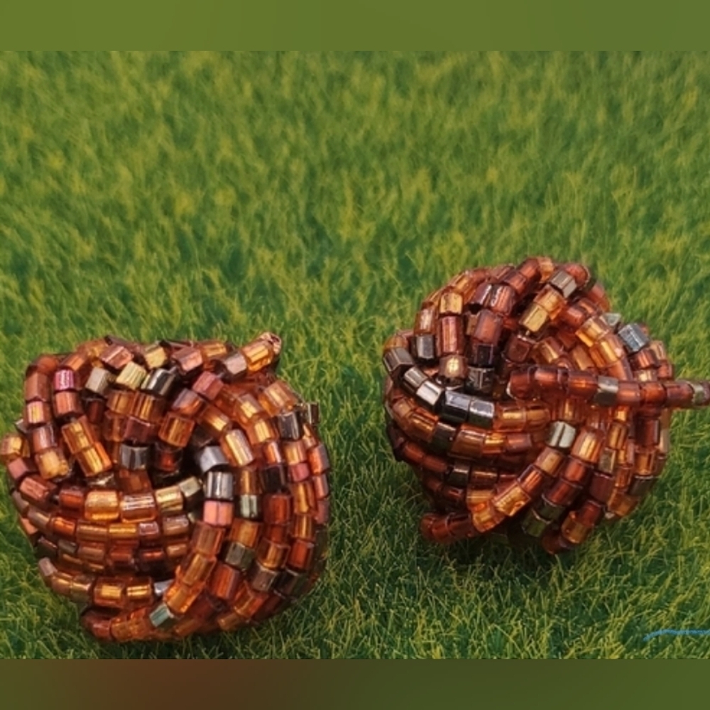Elegant Beaded Clip-On Earrings E2121